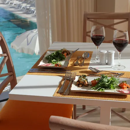 Iberostar Selection Santa Eulalia Adults-only Ibiza 4* Santa Eulária des Riu