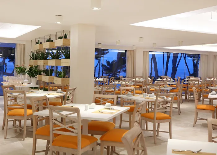 Hotel Iberostar Selection Santa Eulalia Adults-only Ibiza 4*